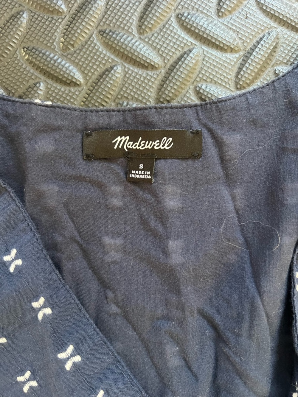 Madewell Dolman Sleeve V-Neck Navy Blue Mini Dress with in Textured Dot Sz Small - Picture 8 of 10